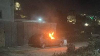 المستوطنون يصعدون من اعتداءاتهم في الضفة: إصابات وإحراق منازل ومركبات