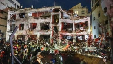 "سنحرق قلب أمريكا واسرائيل".. لاريجاني يعلن تشكيل مجلس قيادة وفق الدستور لمواجهة محاولات تجزئة إيران