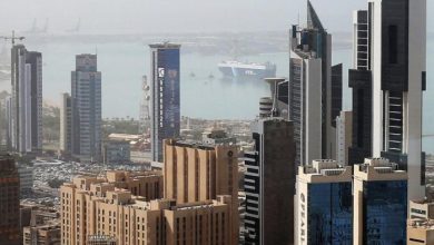 الكويت.. خروج 7 خطوط نقل كهرباء عن الخدمة نتيجة سقوط شظايا