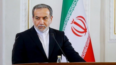 عراقجي: الجنود الأميركيون يفرون إلى فنادق الخليج.. ويستخدمون المدنيين دروعاً