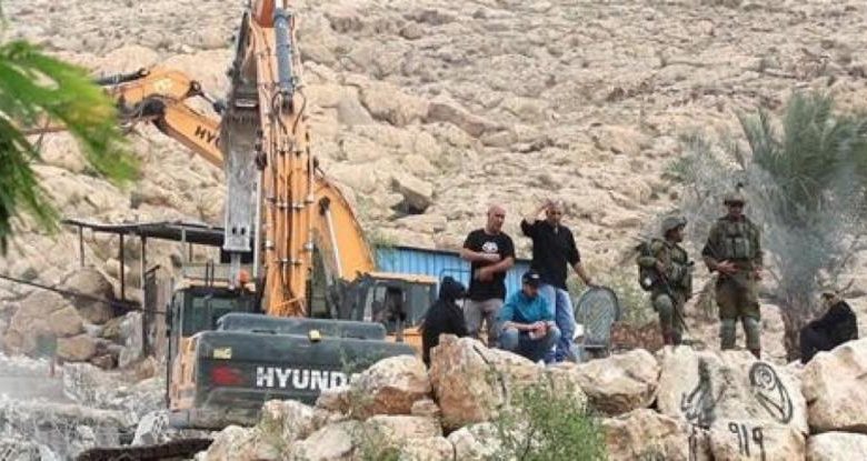 الاحتلال يقتحم سنجل ومستوطنون يقيمون بؤرة جديدة على أراضي البلدة