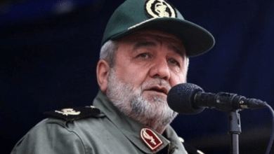 مستشار قائد الحرس الثوري الإيراني: أغلقنا مضيق هرمز وسنحرق أي سفينة تحاول العبور منه