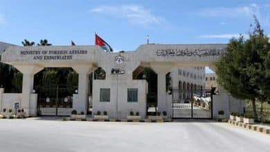 الأردن يدين اعتداءات المستوطنين على الفلسطينيين ويحمّل "إسرائيل" مسؤوليتها
