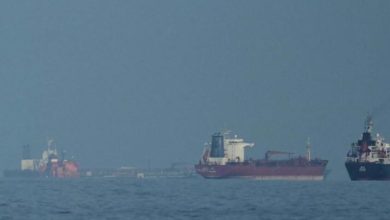 أسعار النفط العالمية تقفز 8% بعد إعلان ترامب حصار الموانئ الإيرانية وبرنت يتجاوز 102 دولار للبرميل