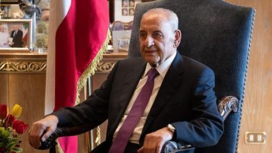 السفير الأمريكي في لبنان: موقف بري ليس مهما في المفاوضات مع "إسرائيل" والمطلوب حسم علاقته بحزب الله