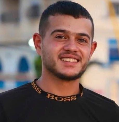 شهيد برصاص الاحتلال واحتجاز جثمانه غرب بلدة دورا بالخليل