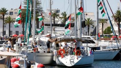 "أسطول الصمود" ينطلق باتجاه قطاع غزة