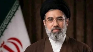 خامنئي ينعي استشهاد رئيس مجلس العلاقات الخارجية الإيرانية كمال خرازي