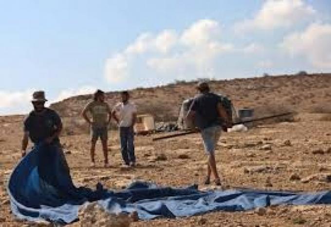 مستوطنون ينصبون خياما في أراضي مادما جنوب نابلس