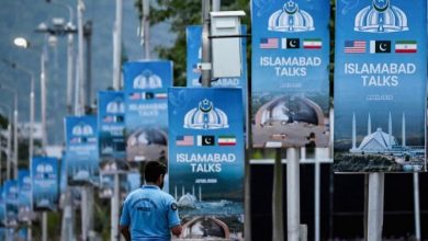 مبعوثو ترامب يتوجهون إلى إسلام آباد.. وإيران تنفي أي مفاوضات مع واشنطن