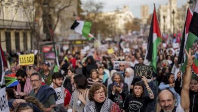 تظاهرة أمام السفارة "الإسرائيلية" في مدريد تنديدًا بالاعتداءات على لبنان