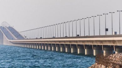 السعودية تغلق جسر "الملك فهد" الذي يربطها مع البحرين