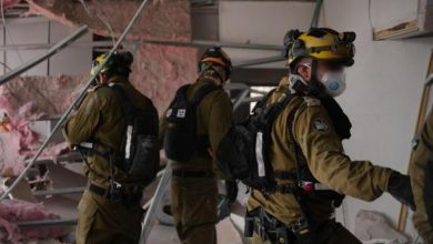 سقوط مقذوف من صاروخ عنقودي إيراني في محيط مقر وزارة أمن الاحتلال