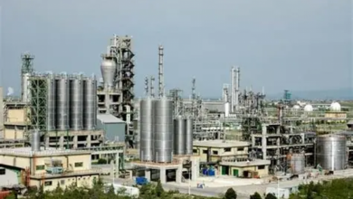 عدوان أميركي-إسرائيلي يستهدف شركات بتروكيماوية إيرانية ويُلحق أضرارًا بعدة منشآت