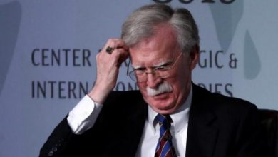 مستشار الأمن القومي الأمريكي السابق: ترمب في حالة ذعر ويتمنى إنهاء الحرب مع إيران وإعلان النصر