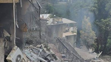 الإعلام العبري: صاروخ إيراني يسقط على مبنى في حيفا ويسبب إصابات ومفقودين