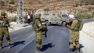 قوات الاحتلال تنصب حاجزا غرب بيت لحم