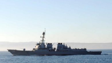 حرس الثورة الايراني ​يحذّر السفن الحربية من عبور ​مضيق هرمز.. ستواجه برد ‌قوي