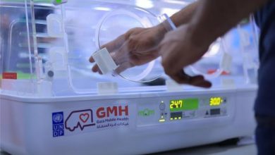 وصول حاضنات لحديثي الولادة إلى غزة وسط نقص حاد