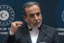 وزير الخارجية الإيراني عراقجي يعود إلى باكستان وينقل شروط طهران لوقف الحرب