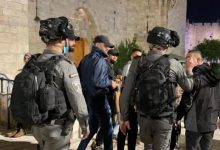 محافظة القدس: اقتحامات مستمرة واعتقالات ومداهمات عنيفة شمال المدينة