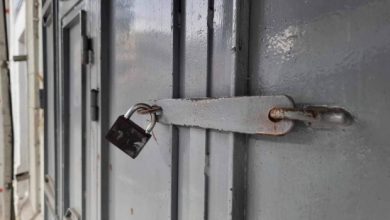 الإضراب يعم محافظات الضفة رفضا لإقرار كنيست الاحتلال "قانون إعدام الأسرى"