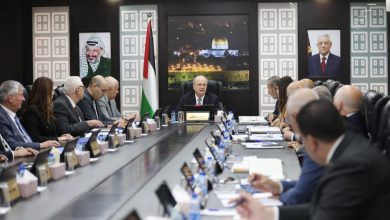 مجلس الوزراء يدعو مختلف القطاعات للتعاون لضمان استمرار تقديم الخدمات الأساسية ومراعاة الأوضاع الاقتصادية الصعبة للمواطنين
