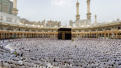 "الداخلية السعودية": عقوبات رادعة لكل من يتم ضبطه وهو ينقل مخالفي أنظمة وتعليمات الحج بلا تصريح من المواطنين والمقيمين