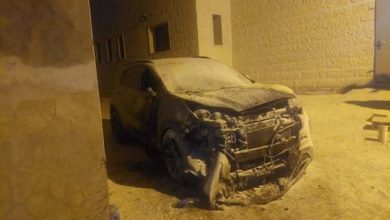 مستوطنون يحرقون مسجدا وعددا من المركبات في جيبيا شمال غرب رام الله