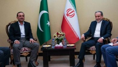 في لقاء بطهران.. عراقجي وقائد الجيش الباكستاني يبحثان المبادرات الدبلوماسية لإنهاء الحرب