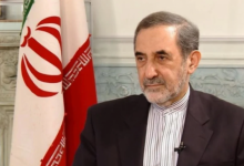 مستشار المرشد الإيراني علي ولايتي لترمب: من يلعب بـ"شريان الحياة العالمي" يضع نفسه في مأزق