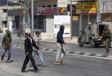 سياسة ممنهجة لفرض التهجير القسري.. الاحتلال ومستوطنيه يصعدون من هجماتهم في مختلف مناطق الضفة