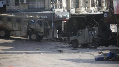 لليوم الثالث: الاحتلال يواصل "فرض حظر" التجول على بيت امر شمال الخليل