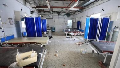 تهديد مباشر لحياة مئات المرضى والجرحى .. تحذيرات من توقف المولدات الكهربائية في مستشفى شهداء الأقصى بغزة