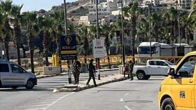 الاحتلال ينصب حاجزاً عسكرياً عند مدخل ترمسعيا شمال رام الله
