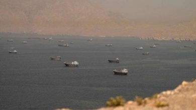 بيانات الشحن البحري تكشف انخفاضا حادا بعد إعلان إغلاق "هرمز"