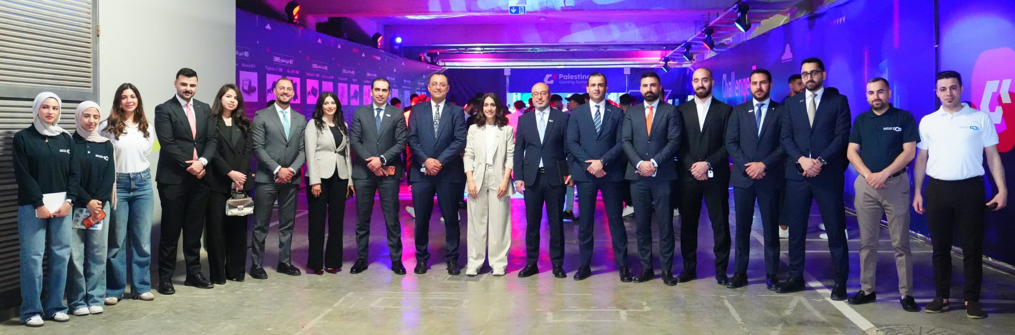 البنك العربي الراعي الرئيسي لقمة الرياضات الإلكترونية الأولى في فلسطين البنك العربي الراعي الرئيسي لقمة الرياضات الإلكترونية الأولى في فلسطين