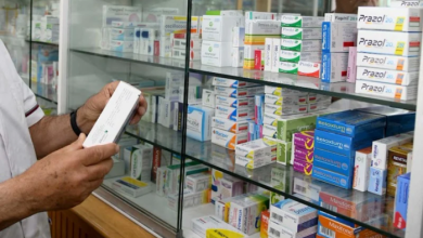 "المالية" و"الصحة": نعمل بشكل حثيث لاستكمال ترتيبات عاجلة لتوريد أدوية منقذة للحياة ومنع انهيار الخدمات الطبية
