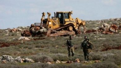مستوطنون يواصلون تجريف أراضٍ في سنجل والاحتلال يقتحم المغير