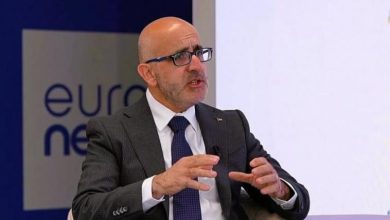 وزير المالية والتخطيط: إطلاق المرحلة التجريبية من تطبيق "يبوس" لدعم الموظفين العموميين
