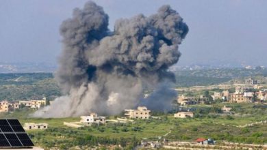 لبنان: 3 شهداء وجريح في استهداف سيارة بميفدون.. والاحتلال يحرق منازل في عين عرب