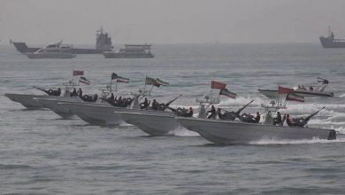 بحرية الحرس الثوري: أي تدخل أمريكي في مضيق هرمز سيواجه برد ساحق ويهدد إعادة فتح الممر البحري