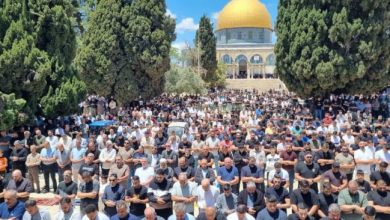 65 ألفا يؤدون صلاة الجمعة في المسجد الأقصى
