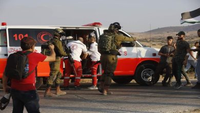 الاحتلال يصيب شابا ويعتقله من داخل سيارة الإسعاف شمال بيت لحم