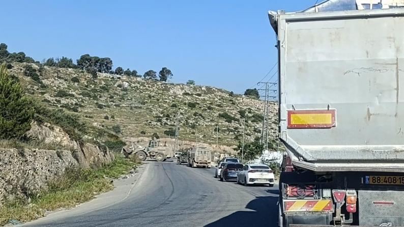 الاحتلال يشدد إجراءاته العسكرية جنوب جنين الاحتلال يشدد إجراءاته العسكرية جنوب جنين