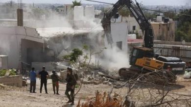 الاحتلال يخطر بإخلاء منازل في كفر عقب شمال القدس