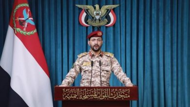 القوات المسلحة اليمنية: استهدفنا سفينتين نفطيتين سعوديتين وأجبرنا 10 سفن على التراجع في البحر الأحمر