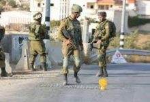 مستوطنون يجرفون أراضيَ في كفر نعمة ويقتحمون برقا والاحتلال ينصب حاجزين في محيط رام الله