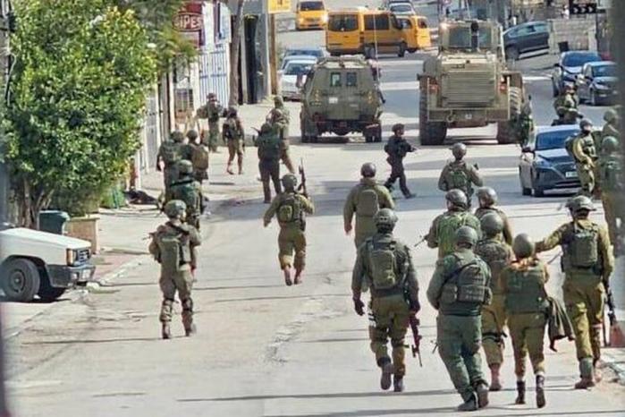 قوات الاحتلال تقتحم حوسان غرب بيت لحم قوات الاحتلال تقتحم حوسان غرب بيت لحم