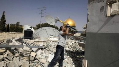 الاحتلال يجبر عائلة مقدسية على هدم شقتين ذاتياً في سلوان